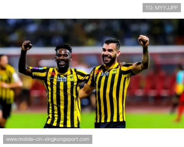 吉达联合1-1利雅得胜利 马内进球染红 贝尔温扳平比分 吉达联合1-1利雅得胜利 马内进球染红 贝尔温扳平比分