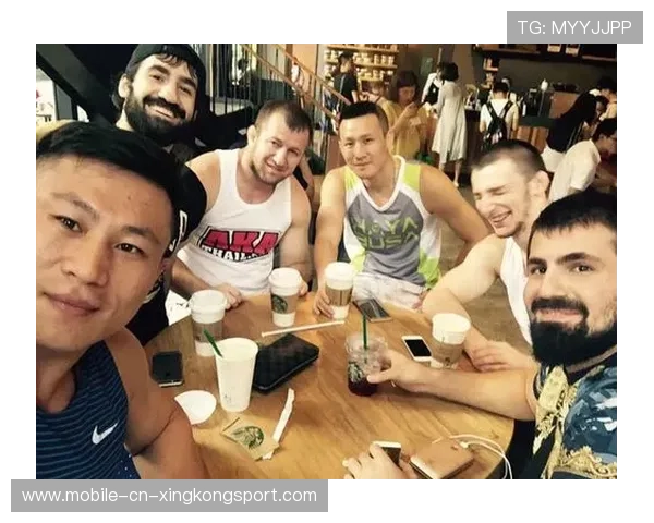 决战双方状态爆表，全场期待