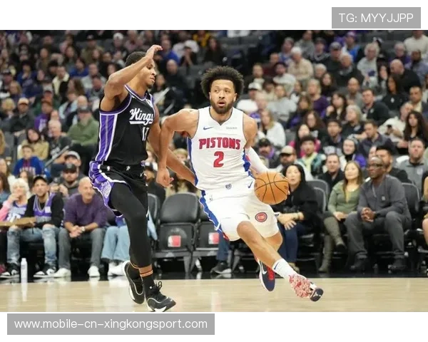 坎宁安两双数据统治控场，活塞36胜12负领跑东部